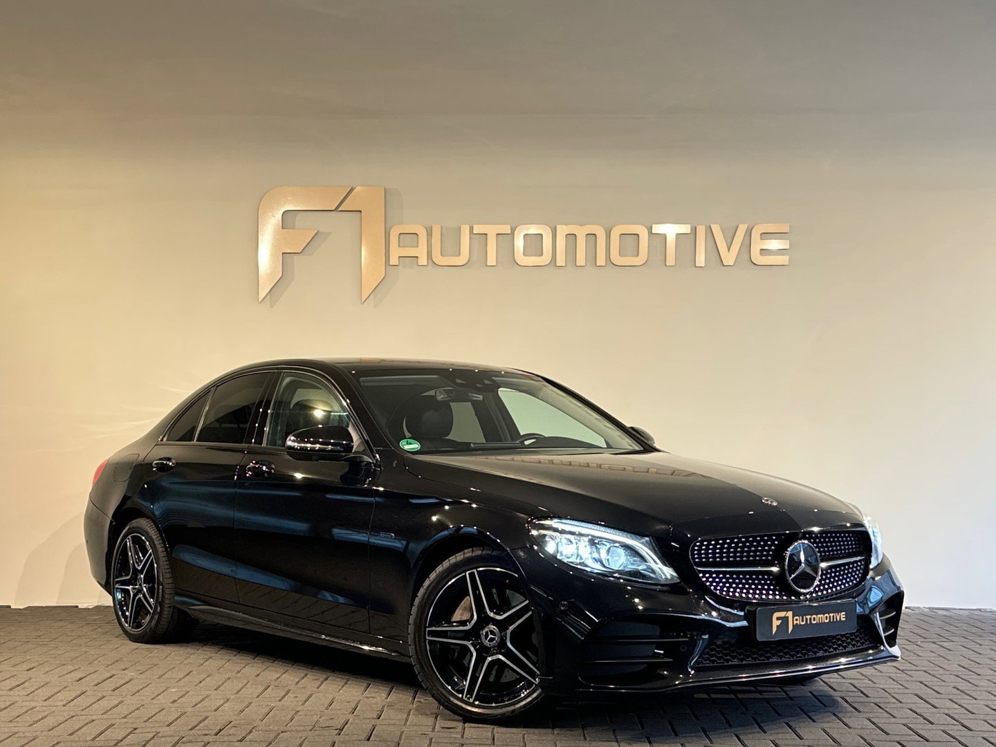 Mercedes-Benz C-Klasse 300 e Premium+ AMG Trekhaak|360 Camera