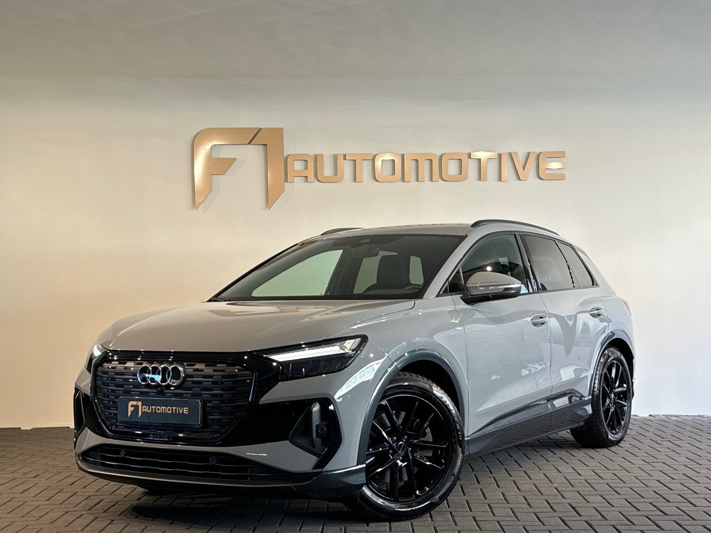 Audi Q4 e-tron 40 S Line 77 kWh Sfeer|CarPlay|Keyless|Night