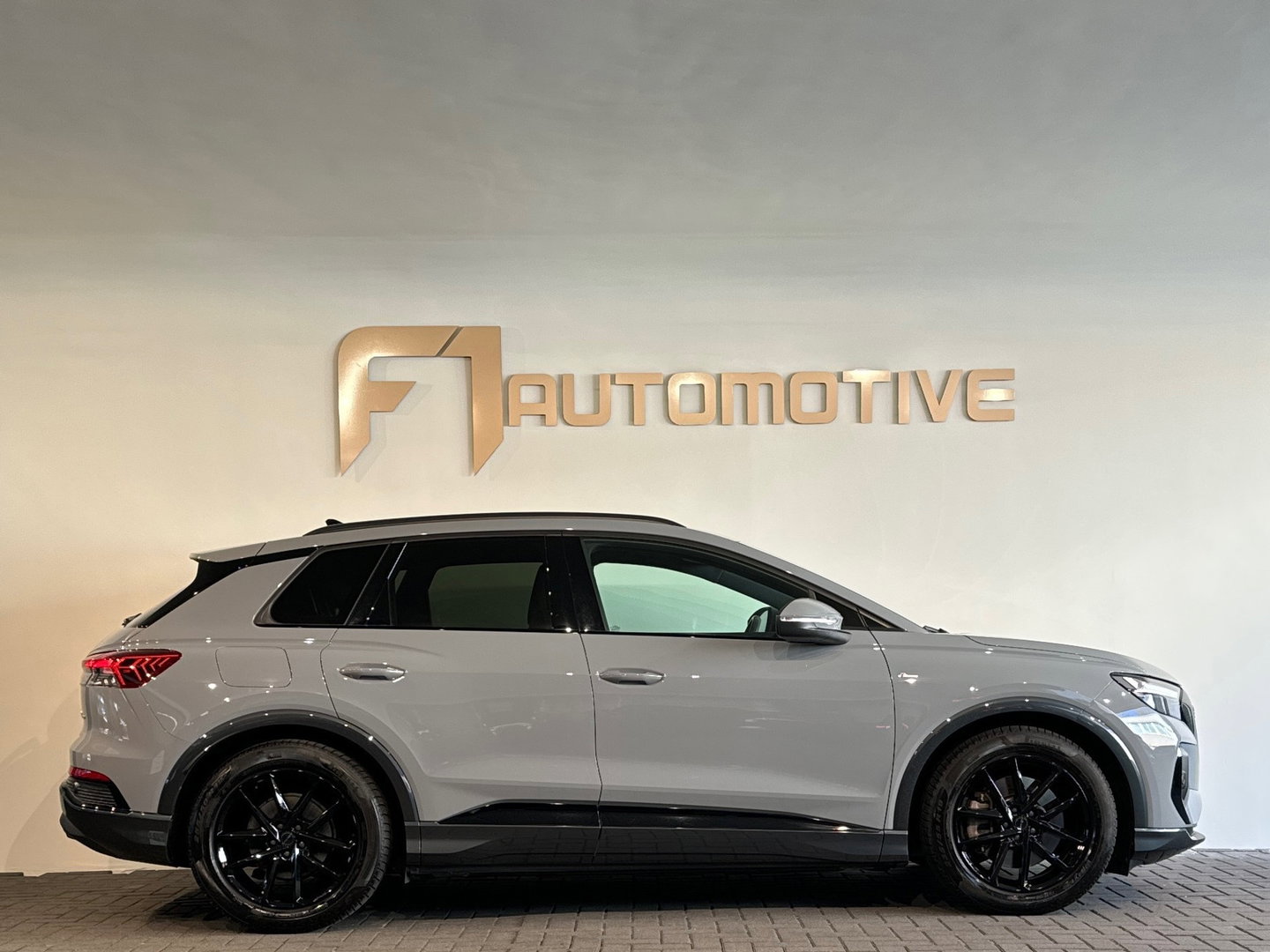 Audi Q4 e-tron 40 S Line 77 kWh Sfeer|CarPlay|Keyless|Night