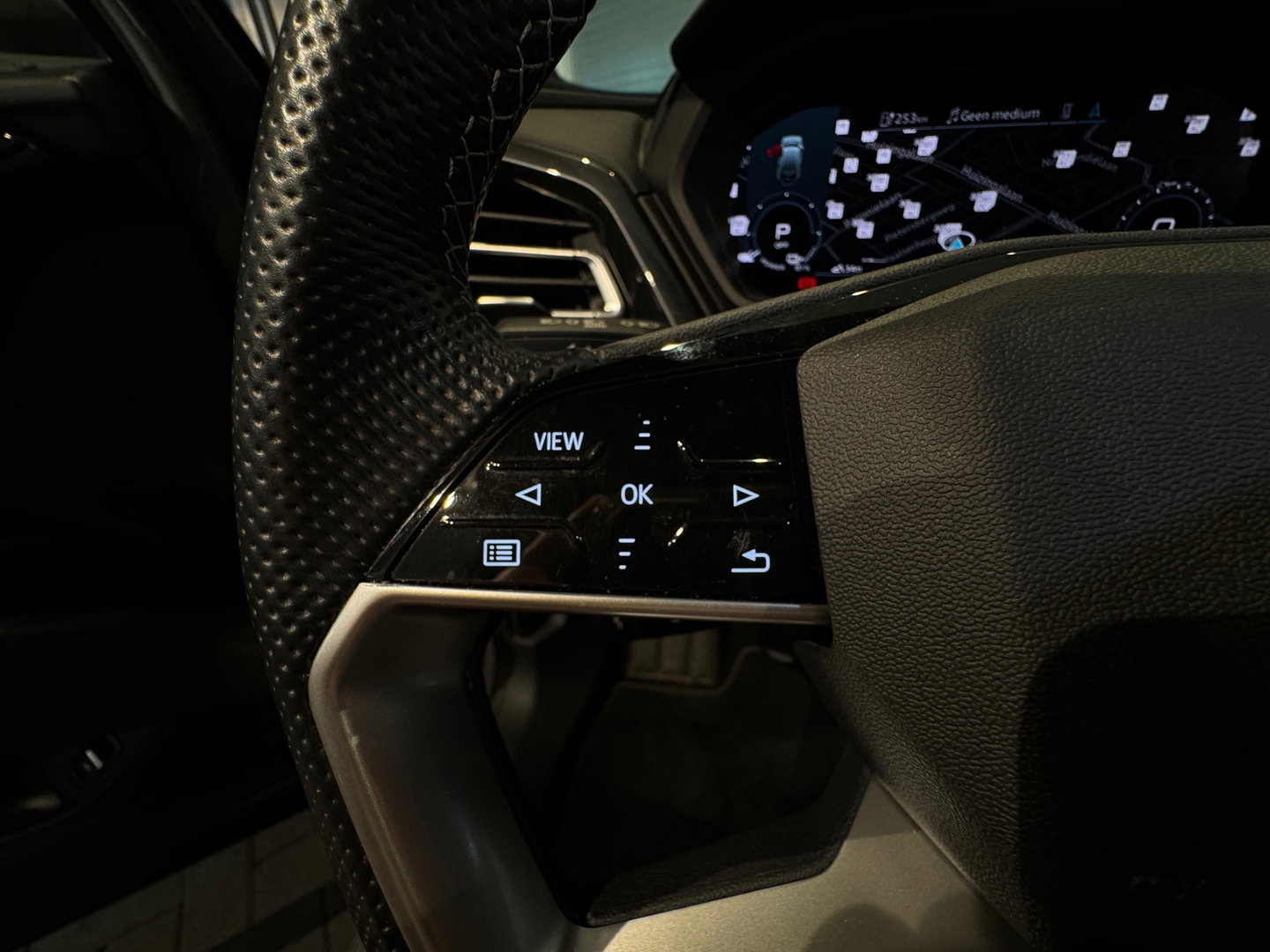 Audi Q4 e-tron 40 S Line 77 kWh Sfeer|CarPlay|Keyless|Night