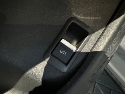 Audi Q4 e-tron 40 S Line 77 kWh Sfeer|CarPlay|Keyless|Night