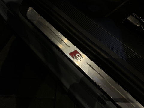 Audi Q4 e-tron 40 S Line 77 kWh Sfeer|CarPlay|Keyless|Night