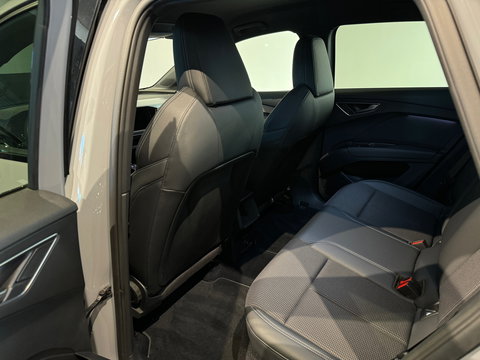 Audi Q4 e-tron 40 S Line 77 kWh Sfeer|CarPlay|Keyless|Night