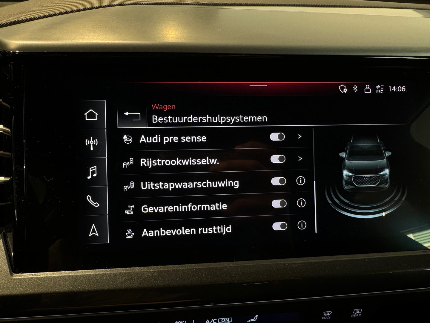 Audi Q4 e-tron 40 S Line 77 kWh Sfeer|CarPlay|Keyless|Night
