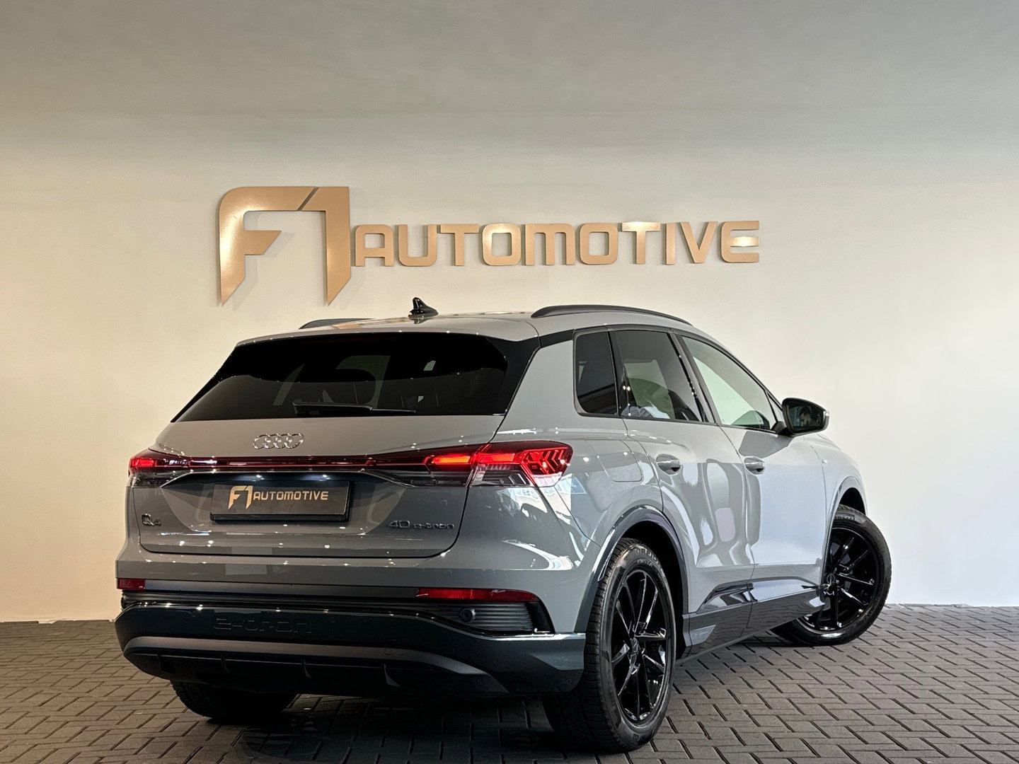 Audi Q4 e-tron 40 S Line 77 kWh Sfeer|CarPlay|Keyless|Night