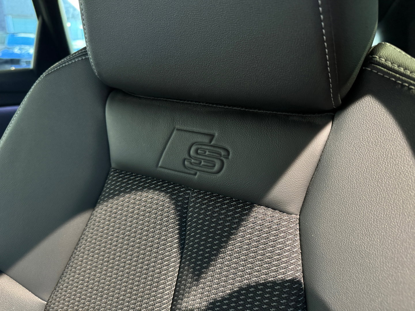 Audi Q4 e-tron 40 S Line 77 kWh Sfeer|CarPlay|Keyless|Night