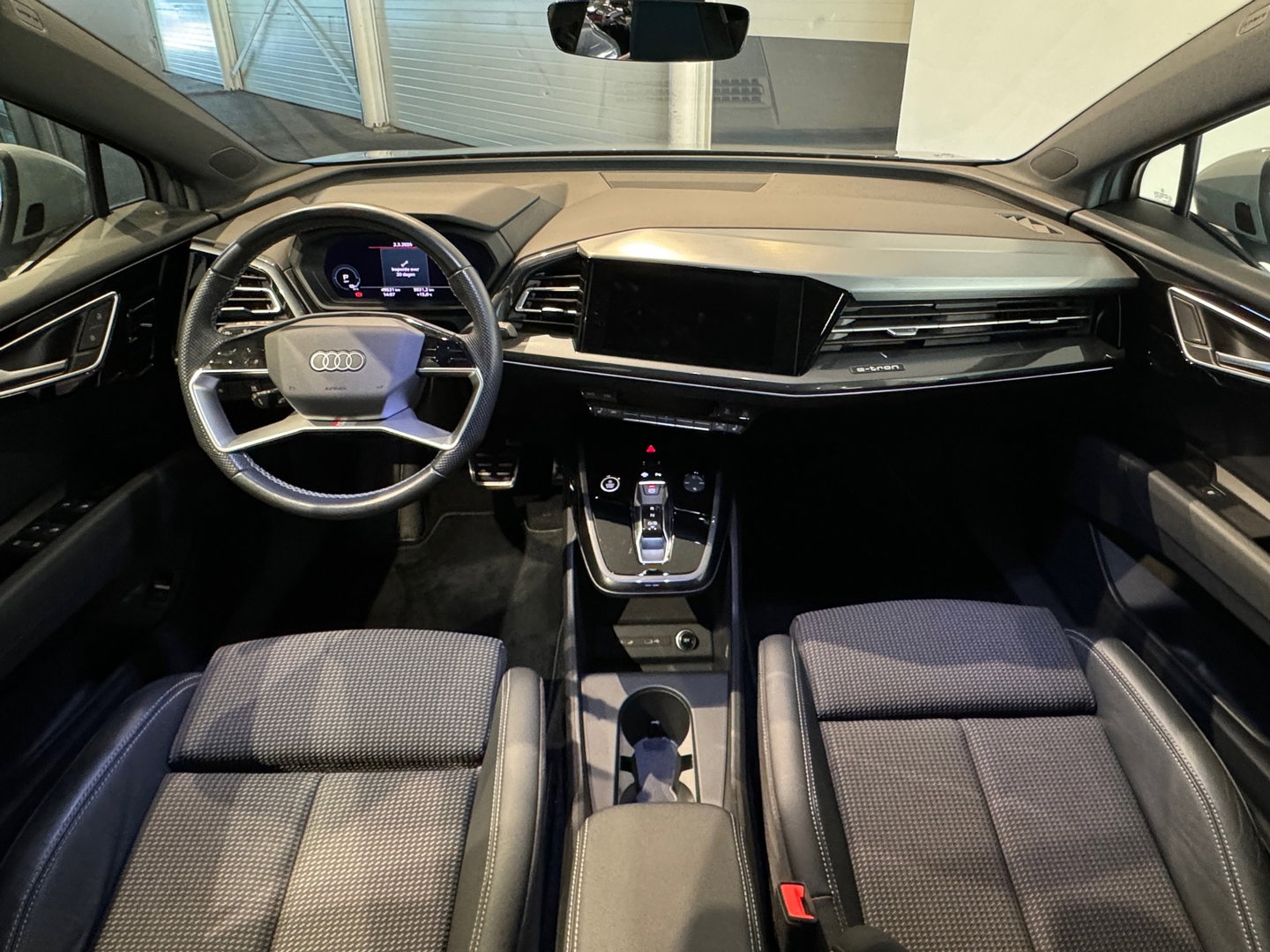 Audi Q4 e-tron 40 S Line 77 kWh Sfeer|CarPlay|Keyless|Night