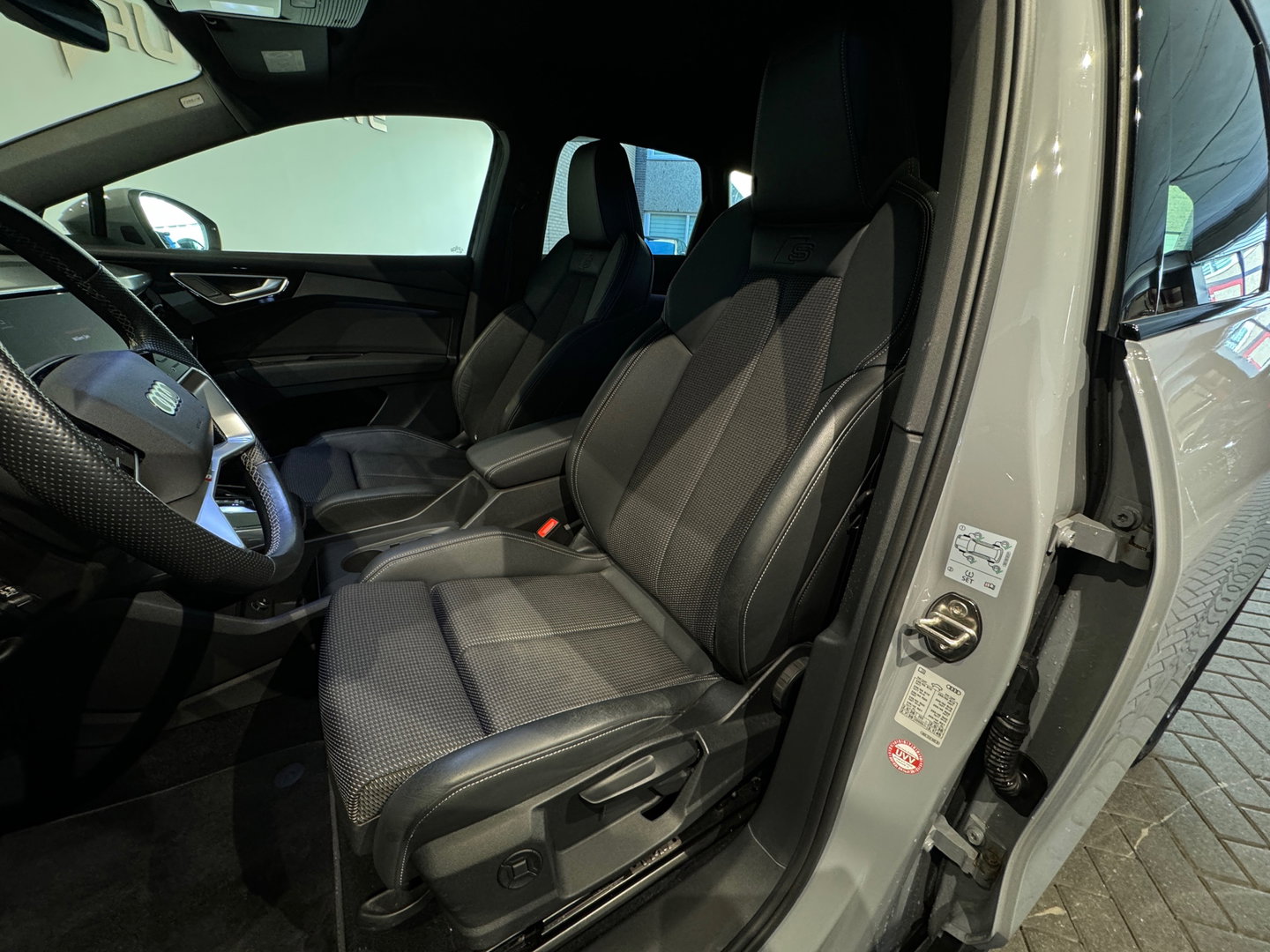 Audi Q4 e-tron 40 S Line 77 kWh Sfeer|CarPlay|Keyless|Night