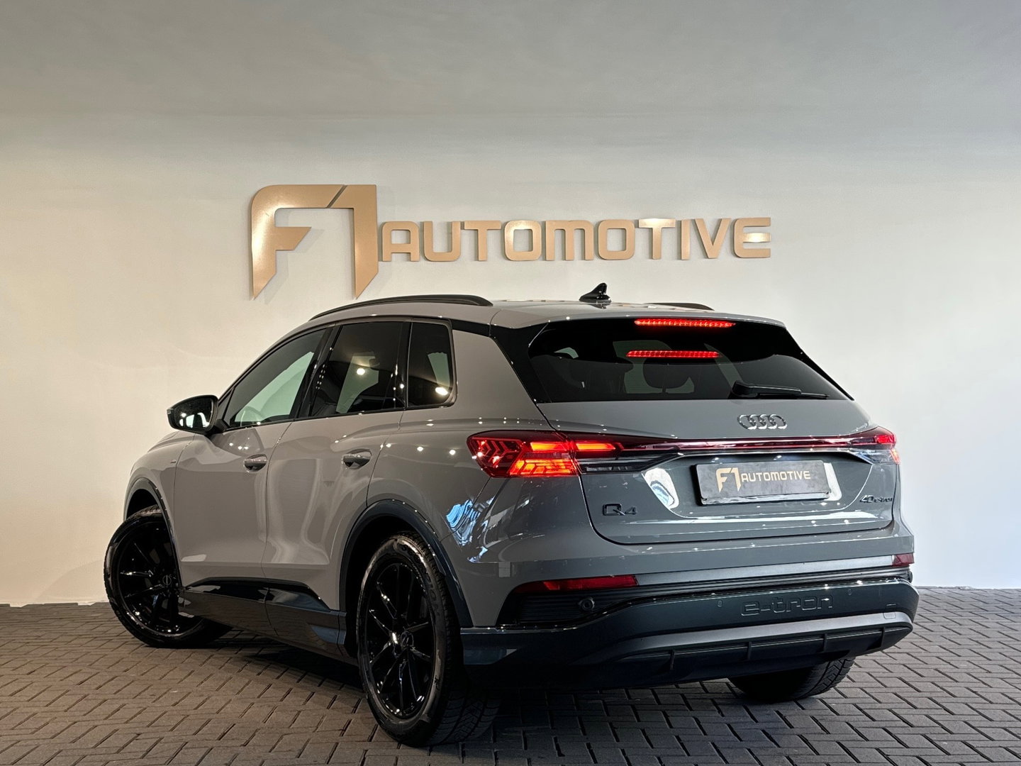 Audi Q4 e-tron 40 S Line 77 kWh Sfeer|CarPlay|Keyless|Night