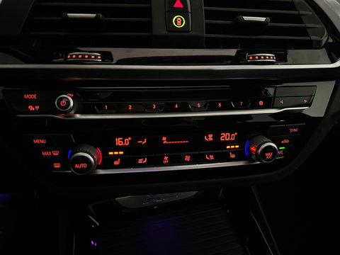 BMW X3 XDrive30e High Executive M Sport Pano|Trekhaak|Sfeer