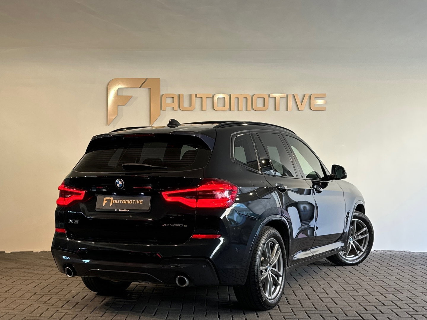 BMW X3 XDrive30e High Executive M Sport Pano|Trekhaak|Sfeer