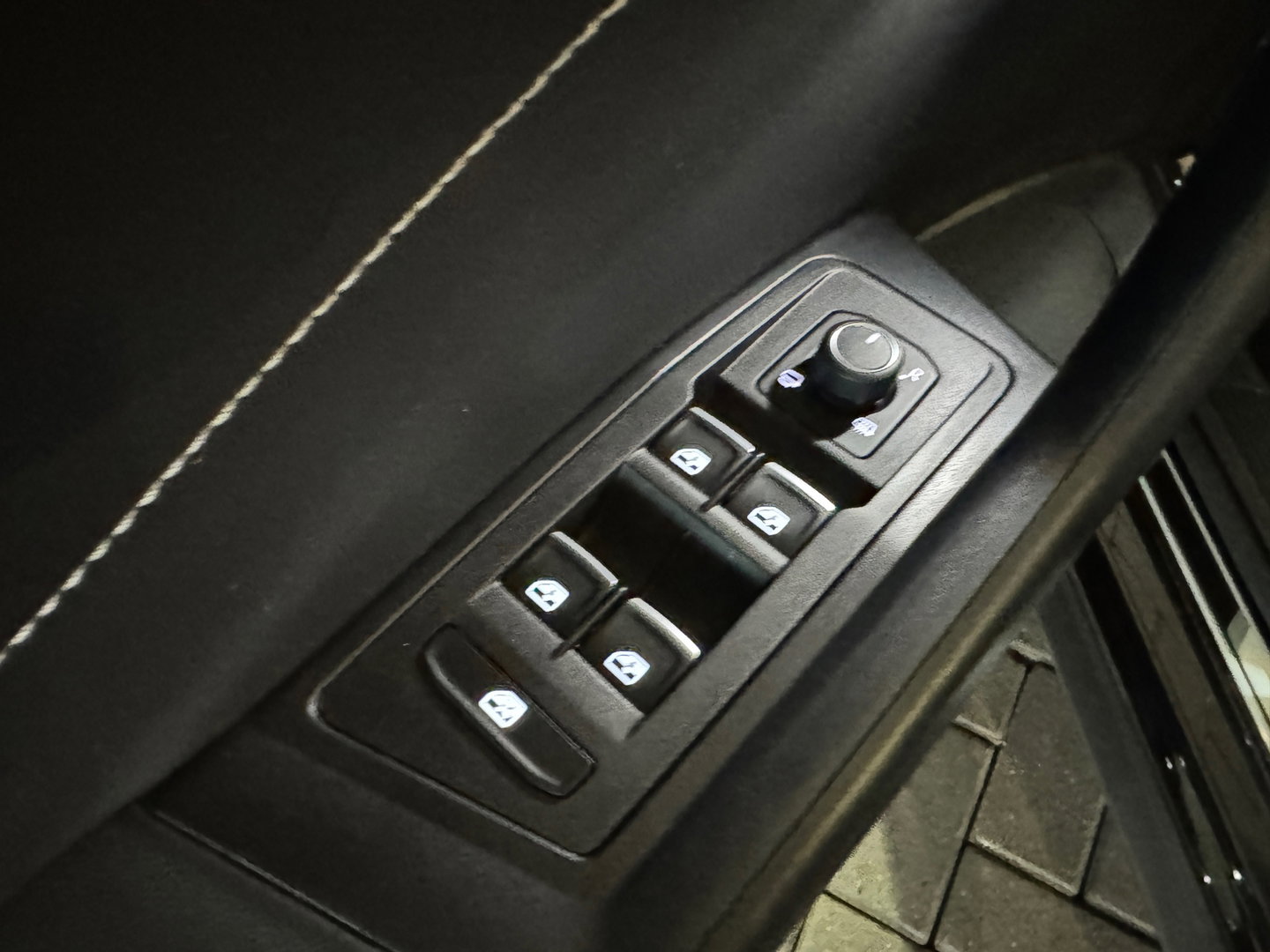 Volkswagen T-Roc 1.5 TSI R-Line Pano|Keyles|IQ|Sfeer|Camera