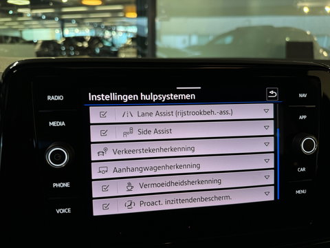 Volkswagen T-Roc 1.5 TSI R-Line Pano|Keyles|IQ|Sfeer|Camera