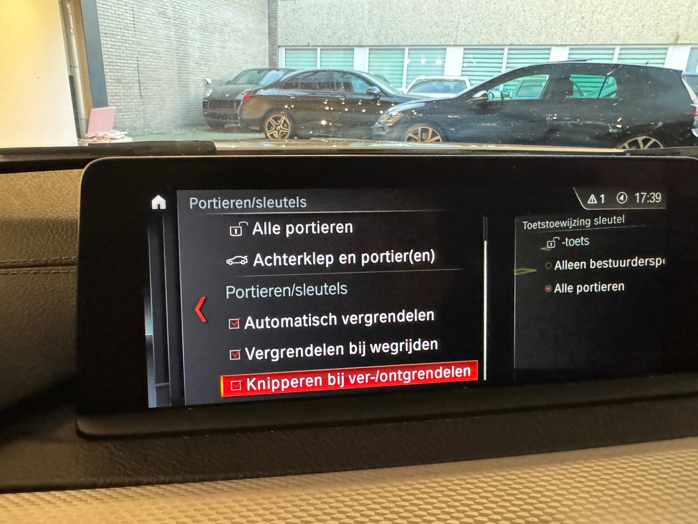 BMW 3-serie 320i M Sport Pano|Sfeer|Camera|Leder|Stoelverw.