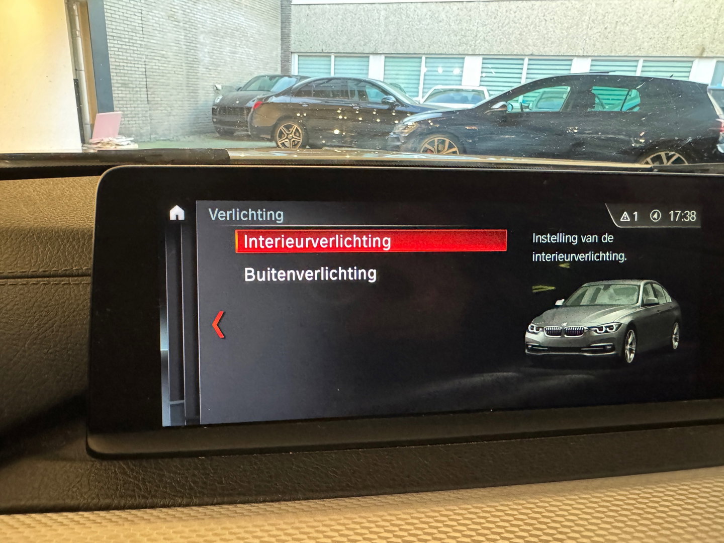 BMW 3-serie 320i M Sport Pano|Sfeer|Camera|Leder|Stoelverw.