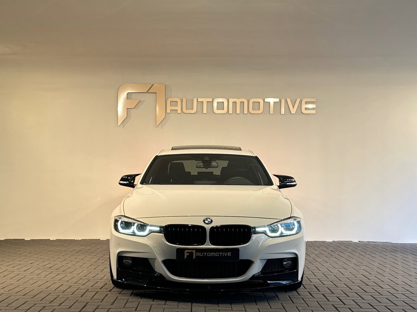 BMW 3-serie 320i M Sport Pano|Sfeer|Camera|Leder|Stoelverw.