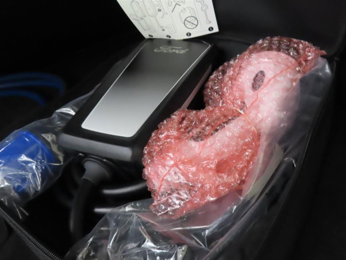 Ford Mustang Mach-E RWD 75 kWh [ 3-Fase ] {SOH-83%} (INCL.BTW)  Aut. *LEATHER | FULL-LED | DAB | DIGI-COCKPIT | KEYLESS | NAVI-FULLMAP | CARPLAY | HEATED-COMFORTSEATS | TOPVIEW | ADAPTIVE-CRUISE | PRIVACY-GLASS | 18'' ALU*