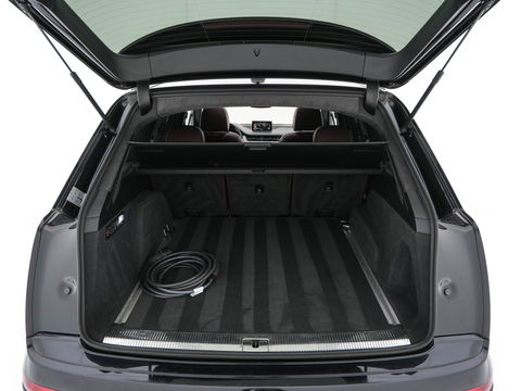 Audi Q7 3.0 TDI e-tron Quattro Sport (Plug-In) Aut. *PANO | LEATHER | ADAPTIVE-CRUISE | MATRIX-LED | BOSE-AUDIO | BLINDSPOT | MEMORY-PACK | DIGI-COCKPIT | HEATED-SPORTSEATS | NAVI-FULLMAP | CAMERA | HEAD-UP | SHIFTPADDLES | TOWBAR | 21"*