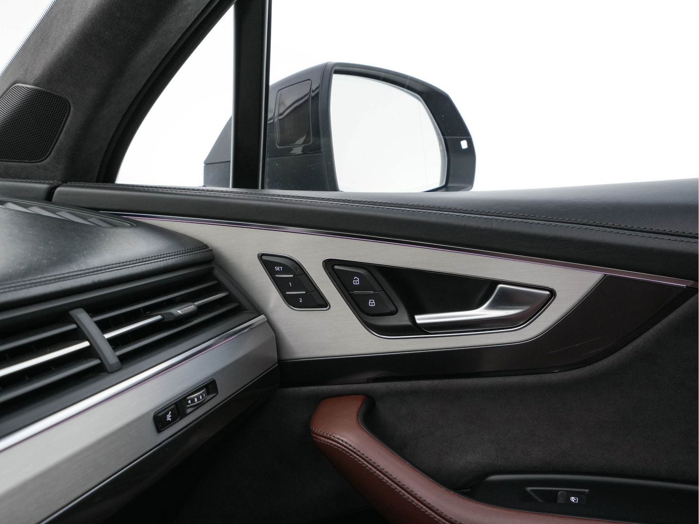 Audi Q7 3.0 TDI e-tron Quattro Sport (Plug-In) Aut. *PANO | LEATHER | ADAPTIVE-CRUISE | MATRIX-LED | BOSE-AUDIO | BLINDSPOT | MEMORY-PACK | DIGI-COCKPIT | HEATED-SPORTSEATS | NAVI-FULLMAP | CAMERA | HEAD-UP | SHIFTPADDLES | TOWBAR | 21"*