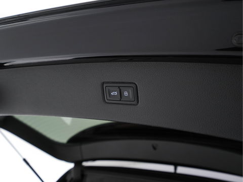 Audi Q7 3.0 TDI e-tron Quattro Sport (Plug-In) Aut. *PANO | LEATHER | ADAPTIVE-CRUISE | MATRIX-LED | BOSE-AUDIO | BLINDSPOT | MEMORY-PACK | DIGI-COCKPIT | HEATED-SPORTSEATS | NAVI-FULLMAP | CAMERA | HEAD-UP | SHIFTPADDLES | TOWBAR | 21"*