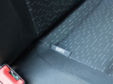 Mercedes-Benz Vito 116 CDI Euro 6 Automaat - DC 5 Pers - 2x Schuifdeur - LED - Trekhaak - Camera