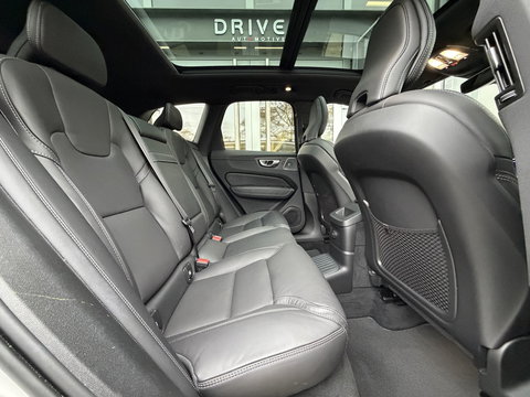 Volvo XC60 2.0 T8 Plug-in hybrid AWD R-Design |Facelift|Pano|Bowers & Wilkins|Stoel Ventilatie|Pilot Assist|Trekhaak