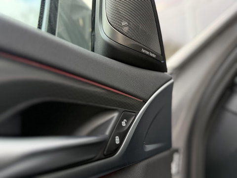 BMW 5 Serie Touring 530e High Ex. M-Sport |CoPilot|Laser|H/K|HUD|Bernina Grey|