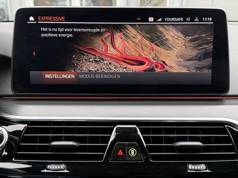 BMW 5 Serie Touring 530e High Ex. M-Sport |CoPilot|Laser|H/K|HUD|Bernina Grey|