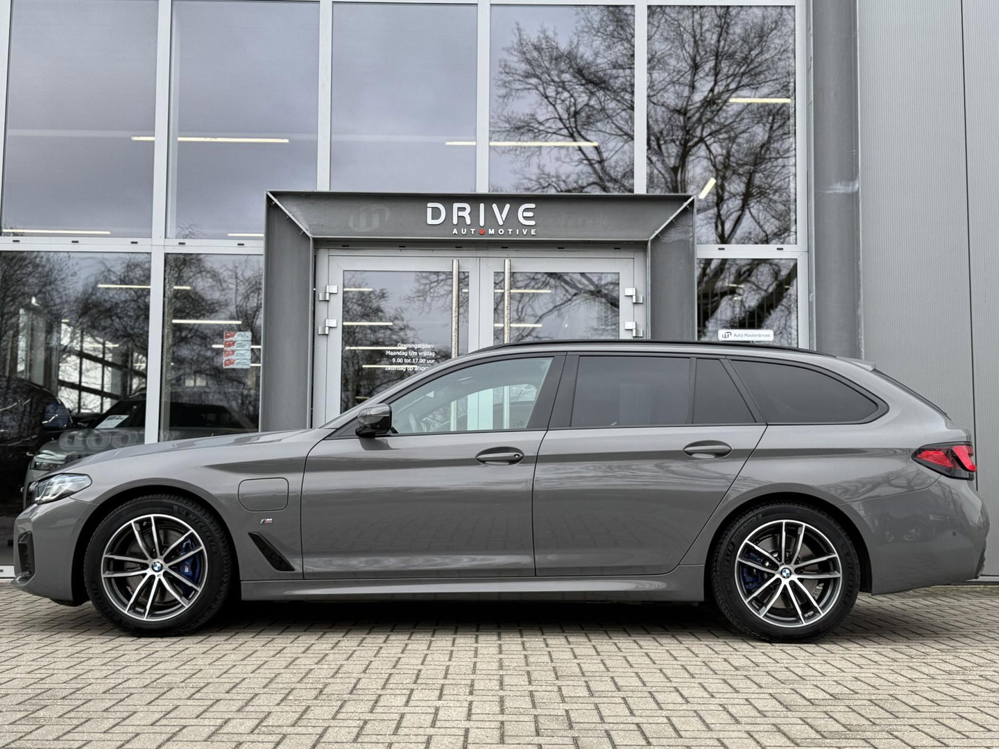 BMW 5 Serie Touring 530e High Ex. M-Sport |CoPilot|Laser|H/K|HUD|Bernina Grey|