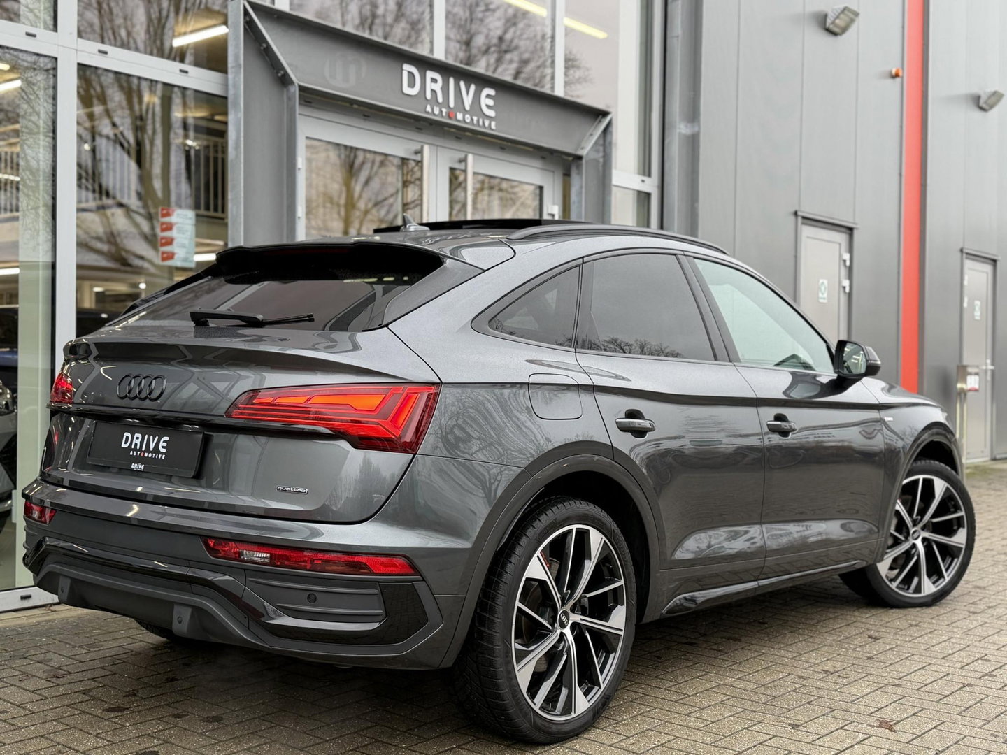 Audi Q5 Sportback 50 TFSI e S edition Competition |Black Optic|Pano|B&O|Luchtvering|Leer|Massage|21"