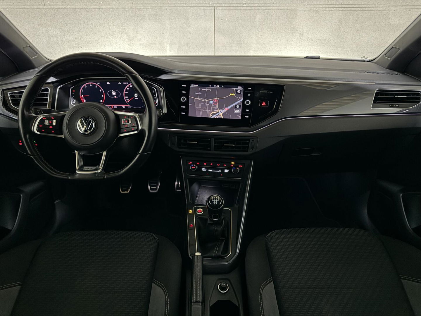 Volkswagen Polo 1.0 TSI 2x R-Line 116PK Pano Virtual CarPlay NAP