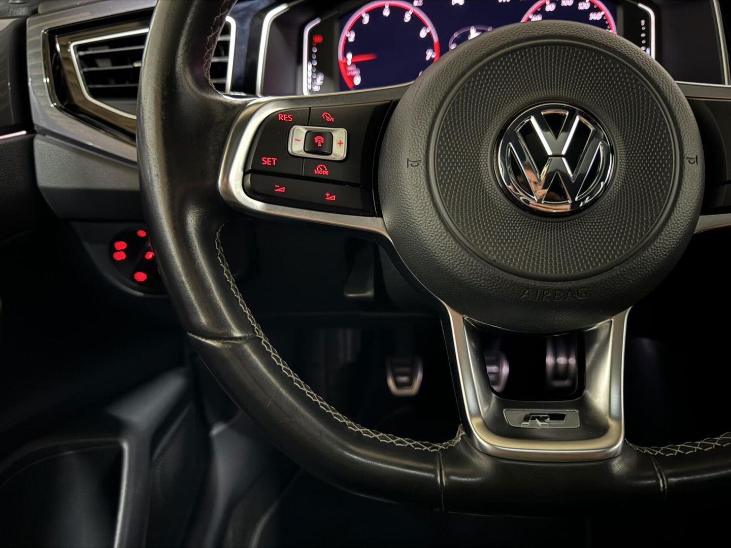 Volkswagen Polo 1.0 TSI 2x R-Line 116PK Pano Virtual CarPlay NAP