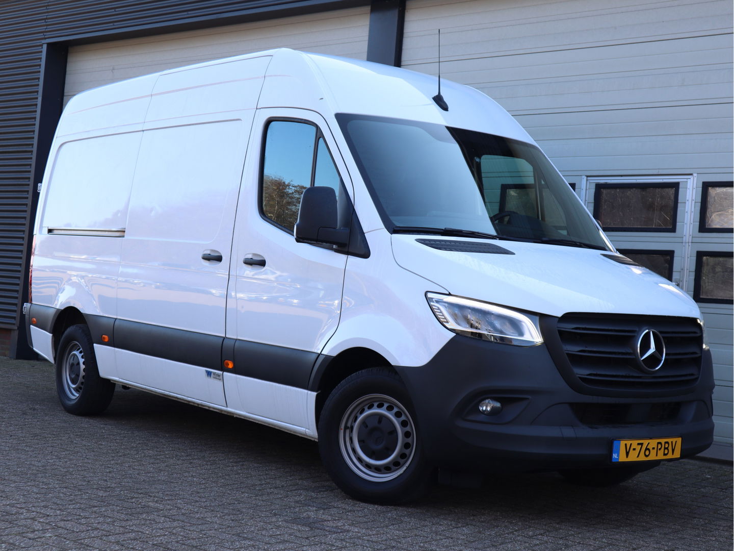 Mercedes-Benz Sprinter 315 CDI Automaat L2H2 RWD - Koelwagen Koeling - LED - MBUX