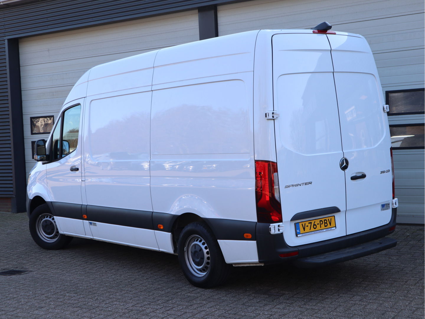Mercedes-Benz Sprinter 315 CDI Automaat L2H2 RWD - Koelwagen Koeling - LED - MBUX