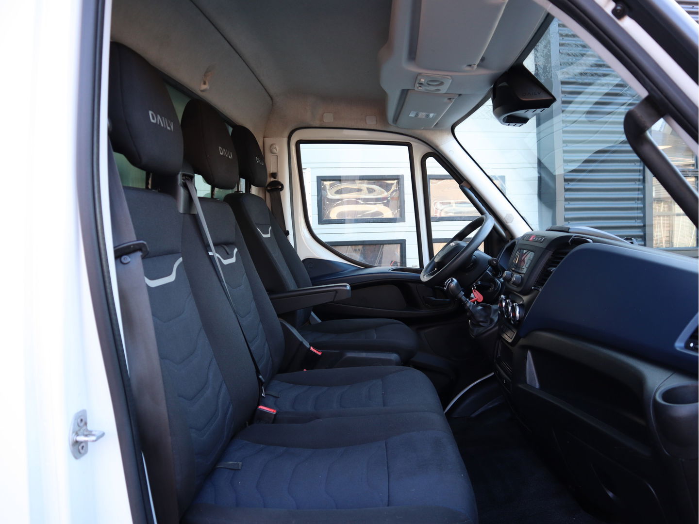 Iveco Daily 35C16 3.0 N1 Euro 6 - Bakwagen - Trekhaak - 1.000 kg Laadklep