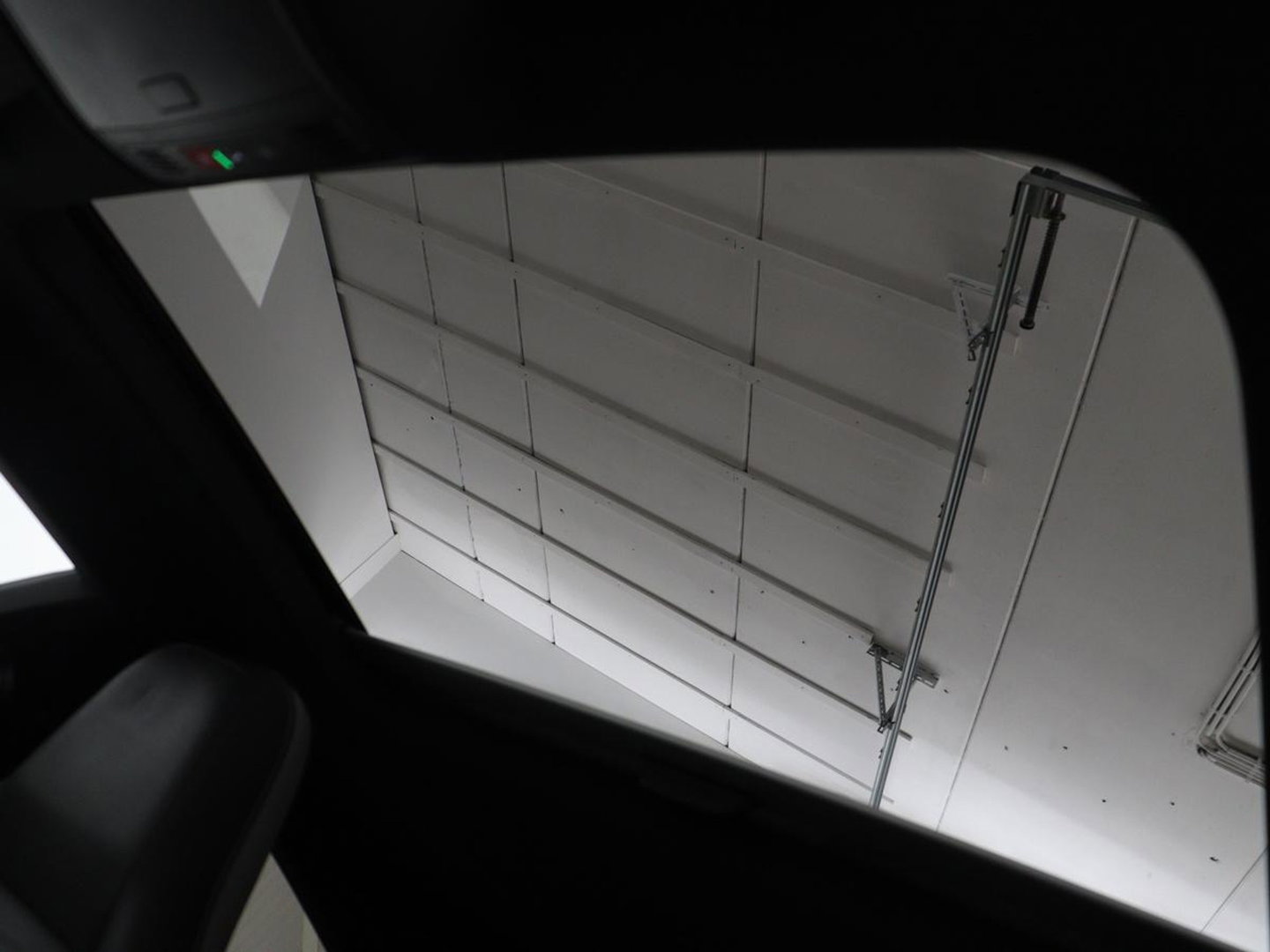 Volkswagen Arteon 1.4 TSI eHybrid R-Line | Panoramadak | Nappaleder | Stoelverwarming | Trekhaak | Camera | File Assistent | Carplay | Matrix LED | Navigatie | Sfeerverlichting | Achterbankverwarming | PHEV | Plug In