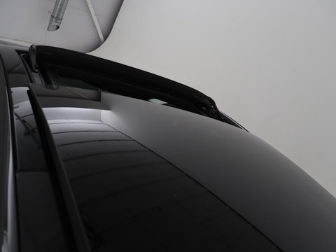 Volkswagen Arteon 1.4 TSI eHybrid R-Line | Panoramadak | Nappaleder | Stoelverwarming | Trekhaak | Camera | File Assistent | Carplay | Matrix LED | Navigatie | Sfeerverlichting | Achterbankverwarming | PHEV | Plug In