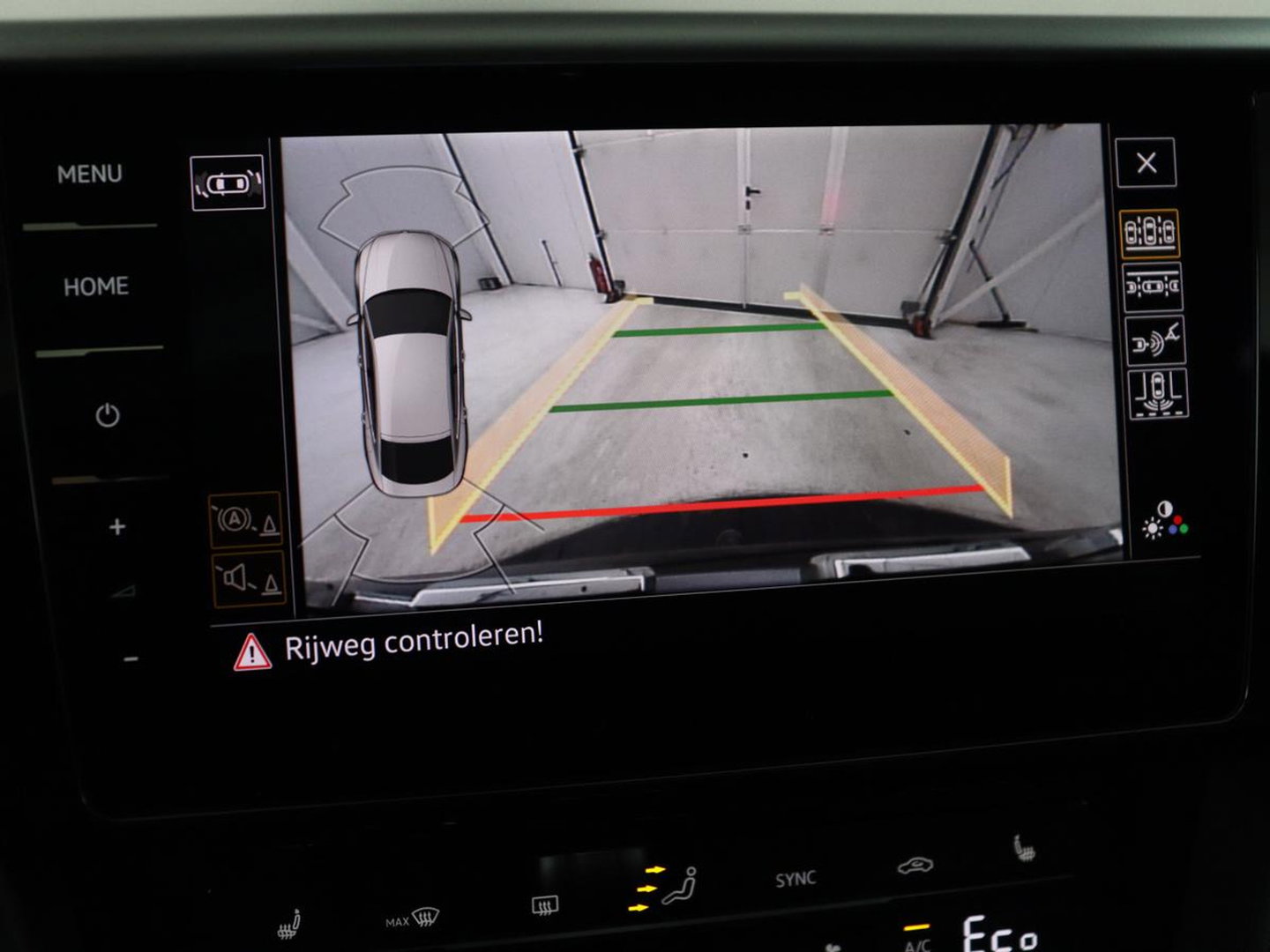 Volkswagen Arteon 1.4 TSI eHybrid R-Line | Panoramadak | Nappaleder | Stoelverwarming | Trekhaak | Camera | File Assistent | Carplay | Matrix LED | Navigatie | Sfeerverlichting | Achterbankverwarming | PHEV | Plug In