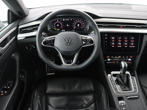 Volkswagen Arteon 1.4 TSI eHybrid R-Line | Panoramadak | Nappaleder | Stoelverwarming | Trekhaak | Camera | File Assistent | Carplay | Matrix LED | Navigatie | Sfeerverlichting | Achterbankverwarming | PHEV | Plug In