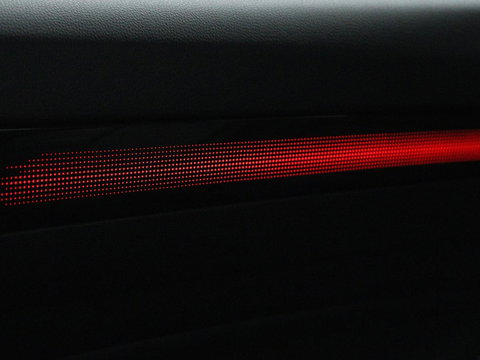 Volkswagen Arteon 1.4 TSI eHybrid R-Line | Panoramadak | Nappaleder | Stoelverwarming | Trekhaak | Camera | File Assistent | Carplay | Matrix LED | Navigatie | Sfeerverlichting | Achterbankverwarming | PHEV | Plug In