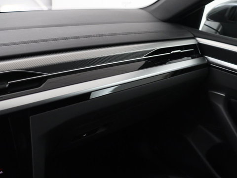 Volkswagen Arteon 1.4 TSI eHybrid R-Line | Panoramadak | Nappaleder | Stoelverwarming | Trekhaak | Camera | File Assistent | Carplay | Matrix LED | Navigatie | Sfeerverlichting | Achterbankverwarming | PHEV | Plug In