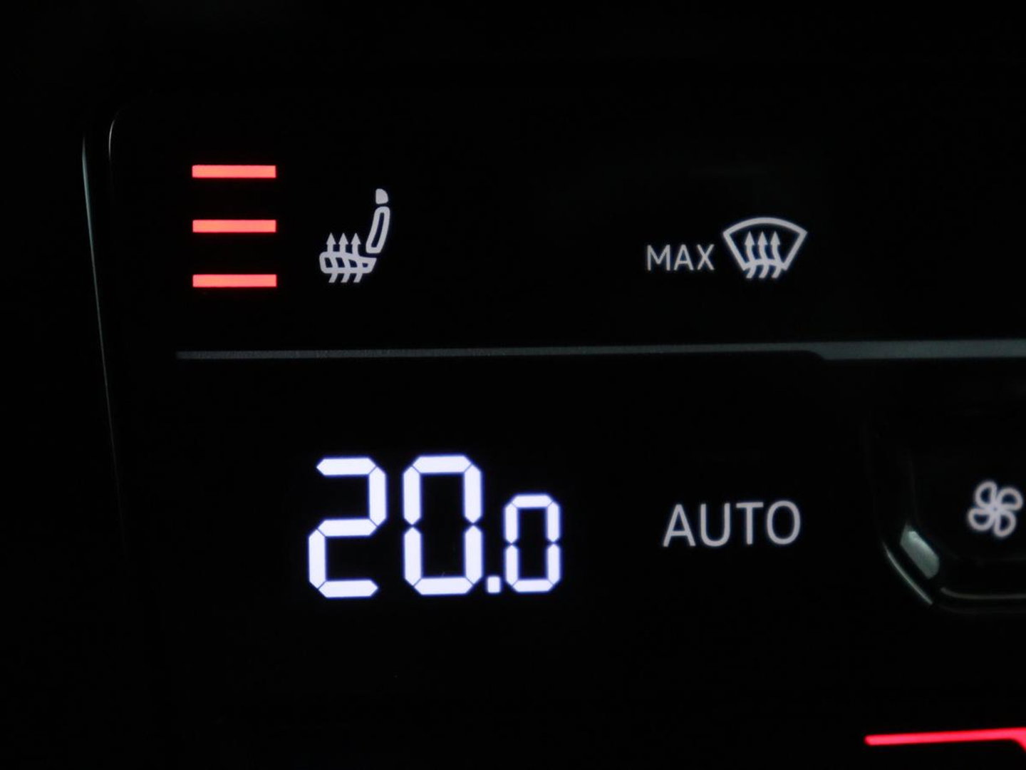 Volkswagen Arteon 1.4 TSI eHybrid R-Line | Panoramadak | Nappaleder | Stoelverwarming | Trekhaak | Camera | File Assistent | Carplay | Matrix LED | Navigatie | Sfeerverlichting | Achterbankverwarming | PHEV | Plug In