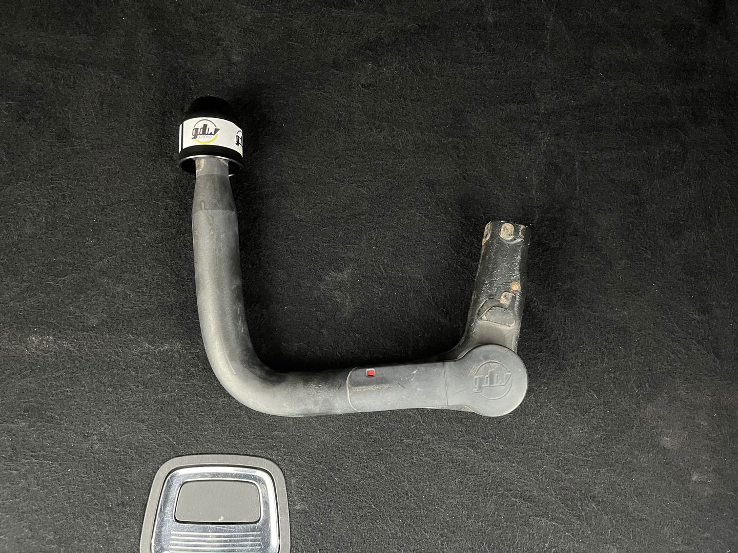 Mercedes-Benz B-Klasse 180 Ambition AMG Aut. *LEATHER-FABRIC | FULL-LED | HEATED-SPORTSEATS | NAVI-FULLMAP | SHIFT-PADDLES | PRIVACY-GLASS | ECC | PDC | CRUISE | 18''ALU | TOWBAR*