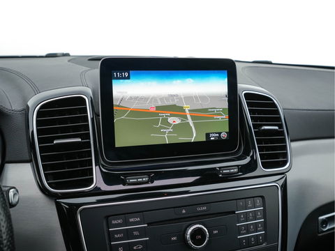 Mercedes-Benz GLS 350 d 4MATIC AMG-Line [ 7-Pers ] *PANO | LEATHER | FULL-LED | DISTRONIC | NAVI-FULLMAP | HEAT/COLD-COMFORTSEATS | BLINDSPOT | MEMORY-PACK | HARMAN/KARDON | TOPVIEW | KEYLESS | SHIFTPADDLES | PRIVACY-GLASS | TOWBAR | 21''ALU*