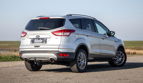 Ford Kuga 1.6 Titanium PANORAMA DAK / STOELVERWARMING / TREKHAAK / CRUISE CONTROLE