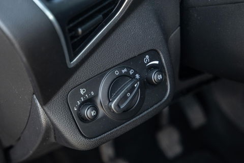 Ford Kuga 1.6 Titanium PANORAMA DAK / STOELVERWARMING / TREKHAAK / CRUISE CONTROLE