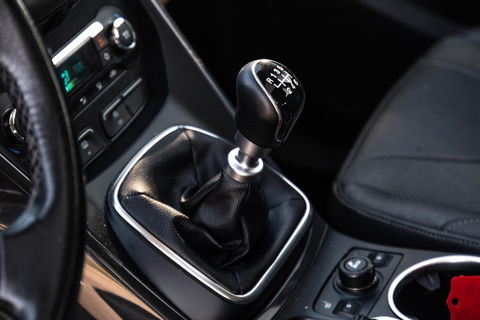 Ford Kuga 1.6 Titanium PANORAMA DAK / STOELVERWARMING / TREKHAAK / CRUISE CONTROLE