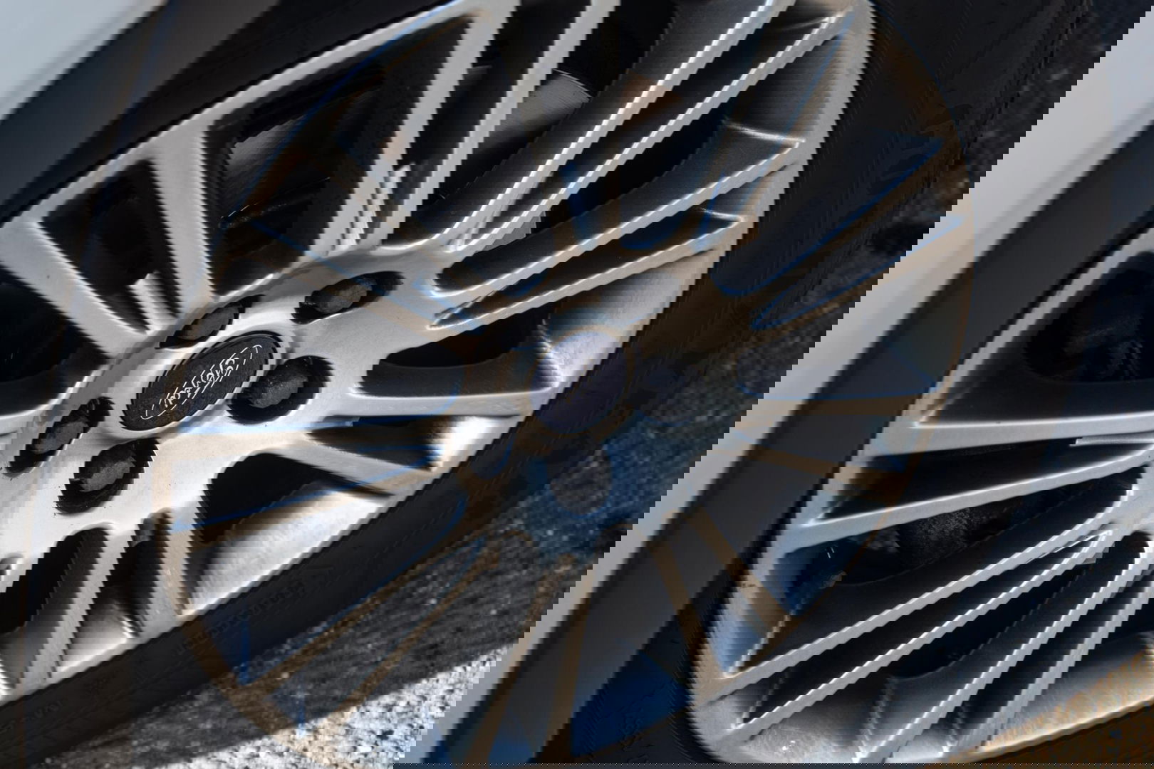 Ford Kuga 1.6 Titanium PANORAMA DAK / STOELVERWARMING / TREKHAAK / CRUISE CONTROLE