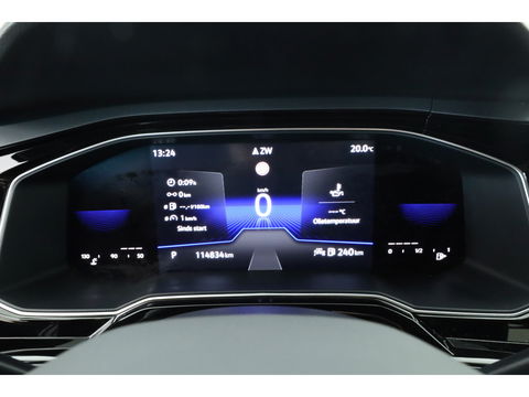 Volkswagen Polo 1.0 TSI R-Line DSG | Adapt. Cruise | Apple CarPlay & Android Auto | Trekhaak | Navi | 17" | DAB