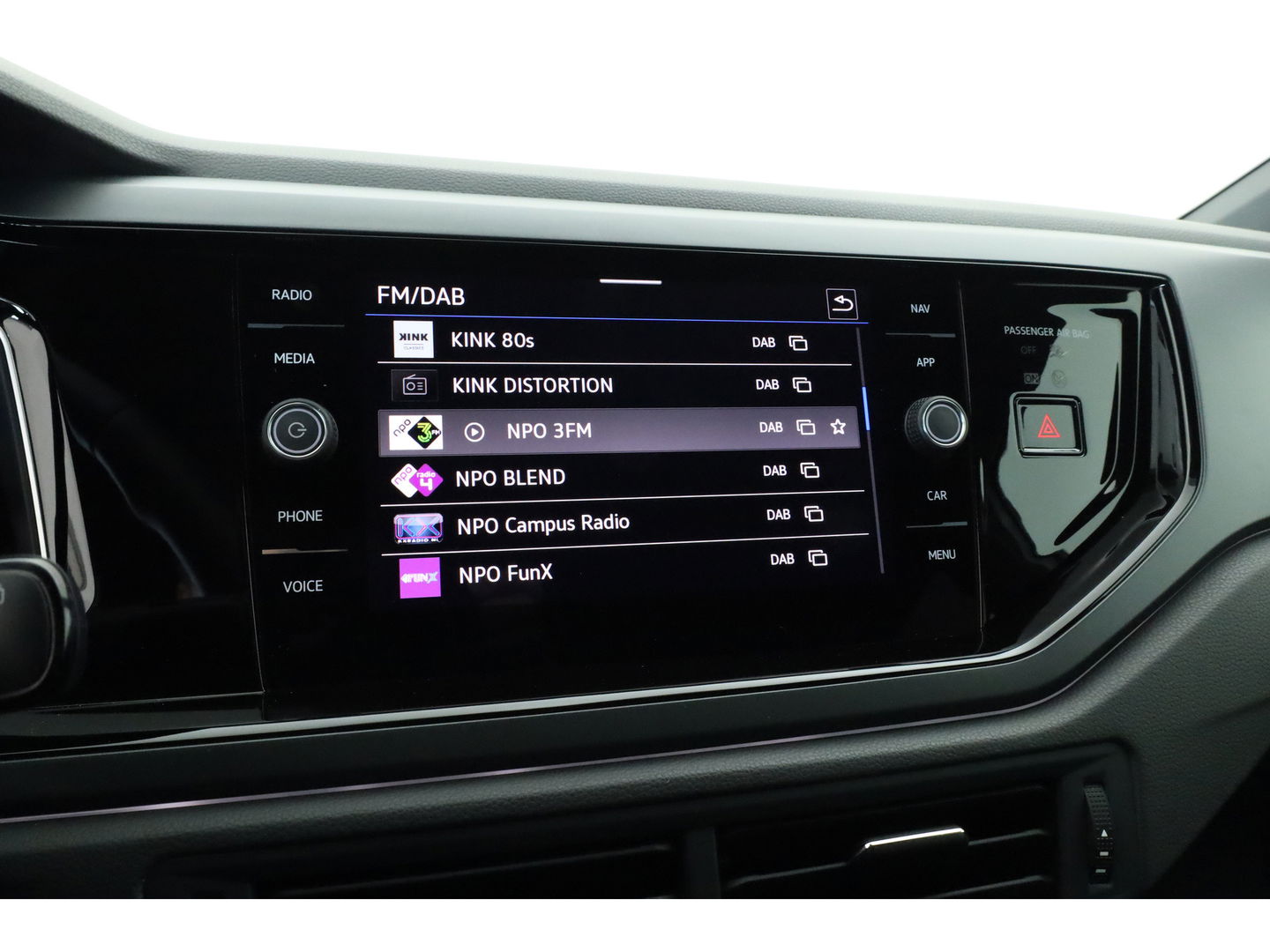 Volkswagen Polo 1.0 TSI R-Line DSG | Adapt. Cruise | Apple CarPlay & Android Auto | Trekhaak | Navi | 17" | DAB